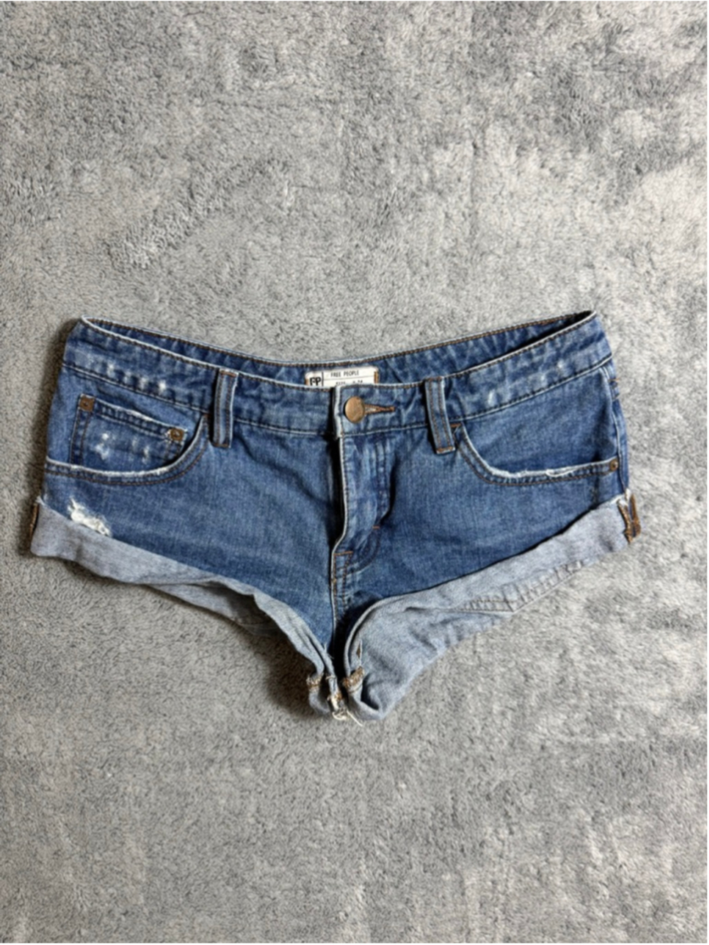FREE PEOPLE Denim Cut Off Short Shorts Women's Cuff Hem Distressed low rise 24